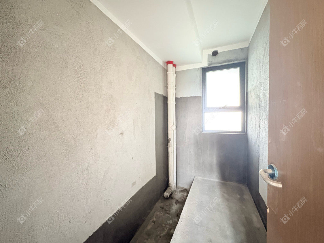 镇江融创华南映在售二手房源室内图_小牛看房