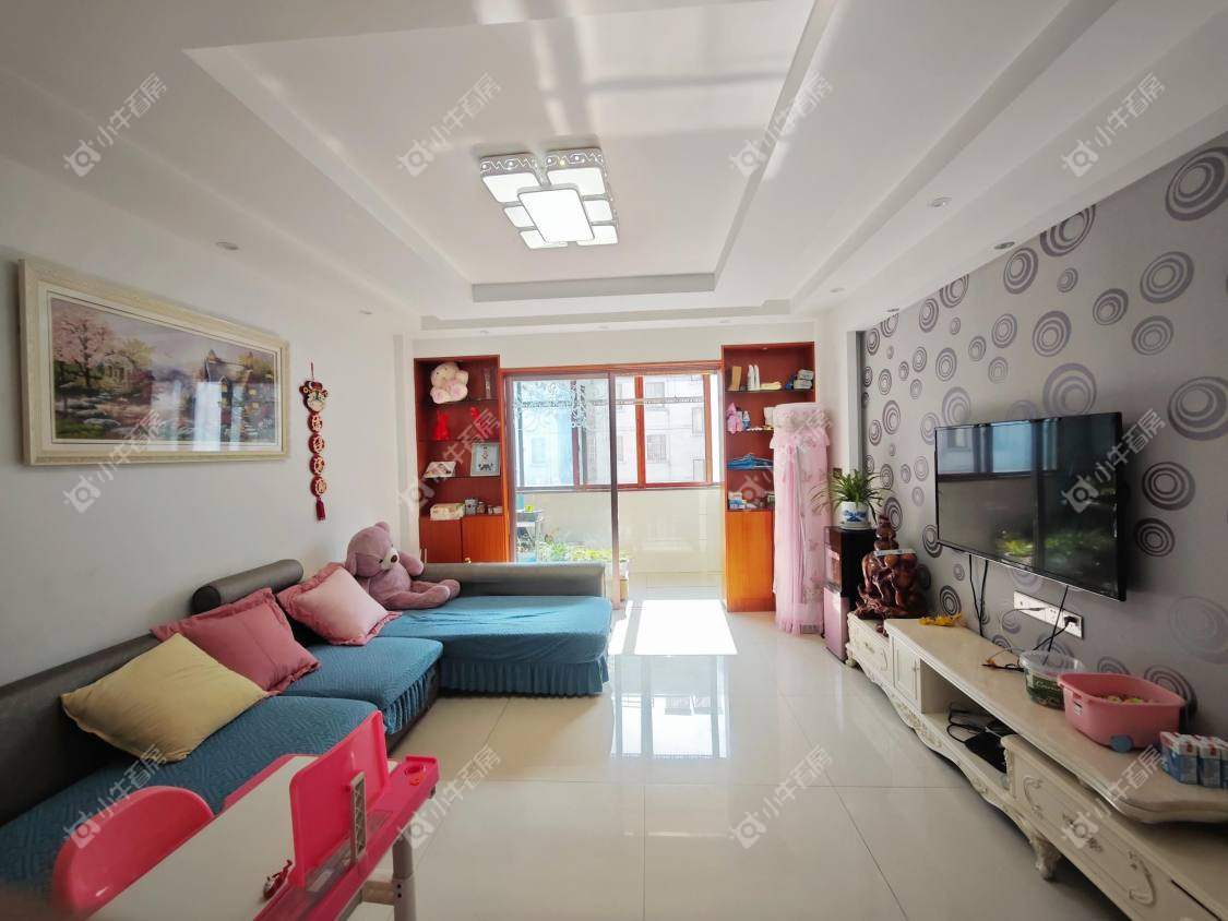 镇江清馨家园在售二手房源室内图_小牛看房