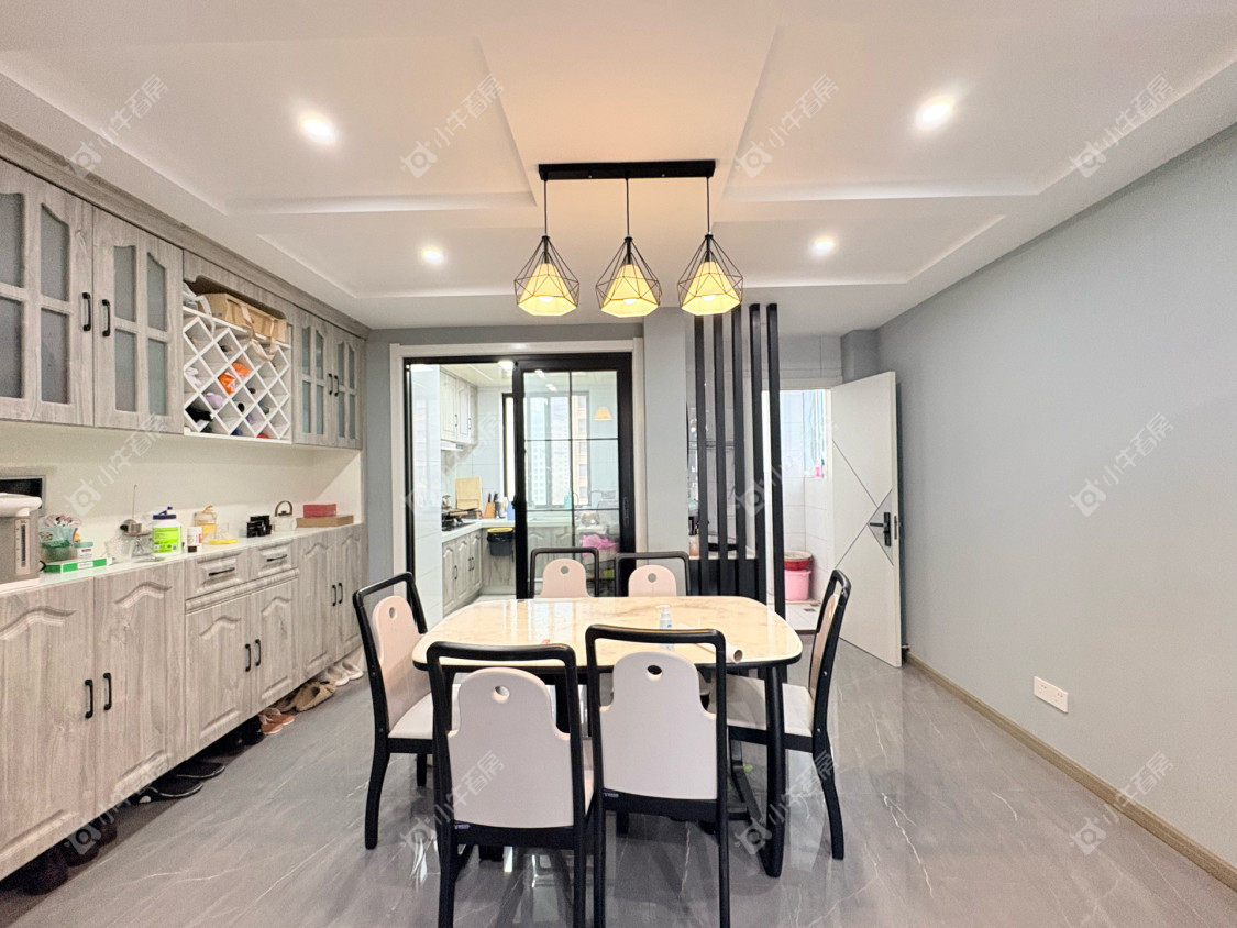 镇江信达香堤国际在售二手房源室内图_小牛看房