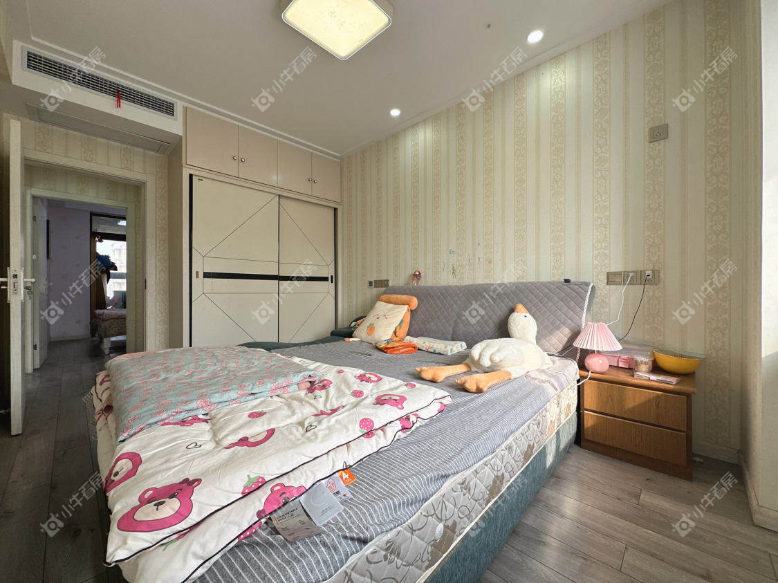 镇江丹凤国际在售二手房源_小牛看房