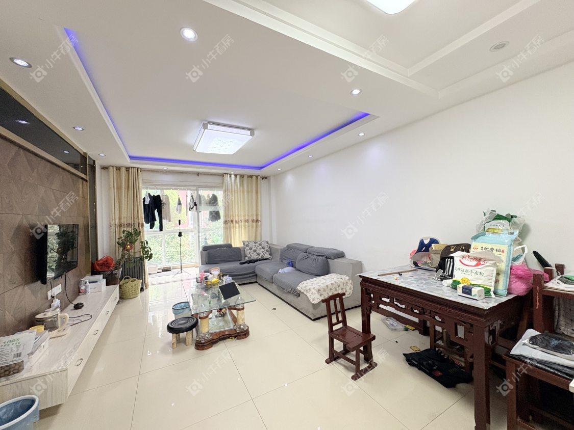 镇江凰嘉花苑在售二手房源室内图_小牛看房