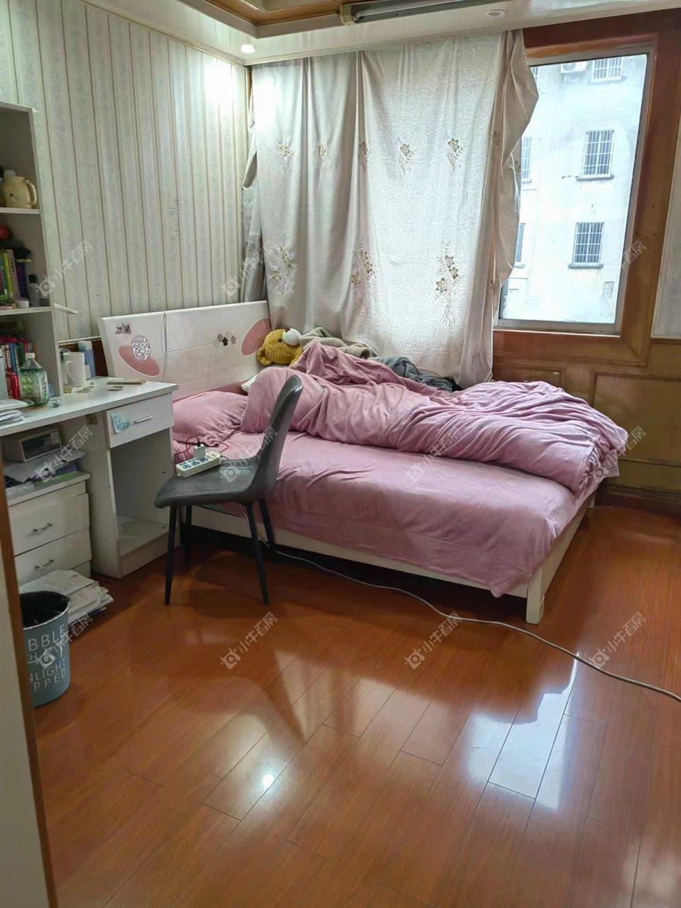 镇江万善园一村在售二手房源室内图_小牛看房