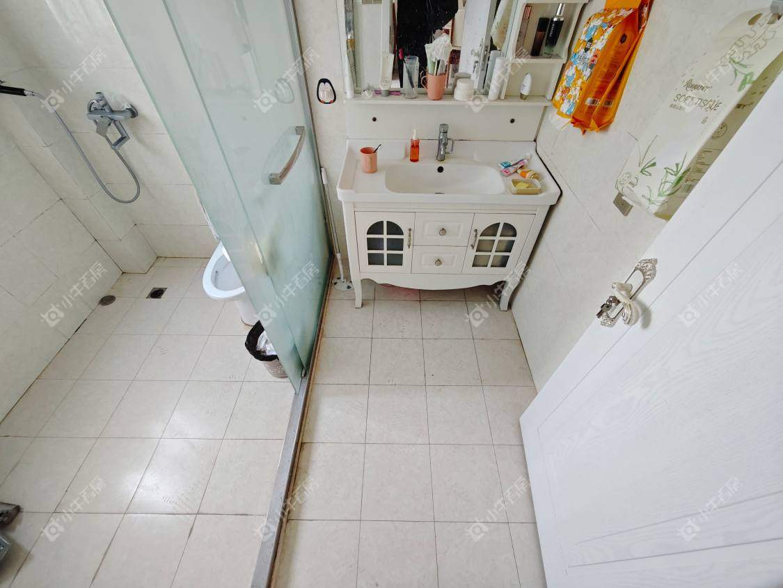 镇江幸福小区在售二手房源室内图_小牛看房