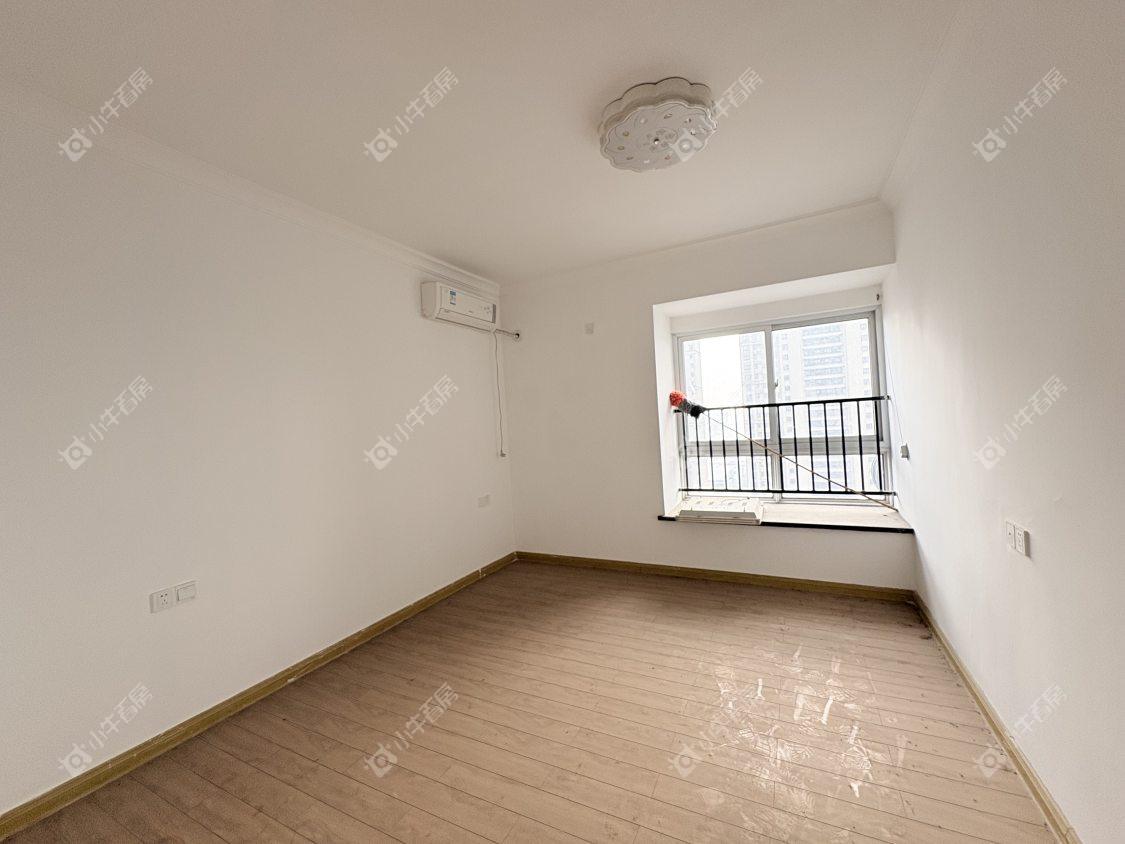 镇江碧桂园在售二手房源室内图_小牛看房