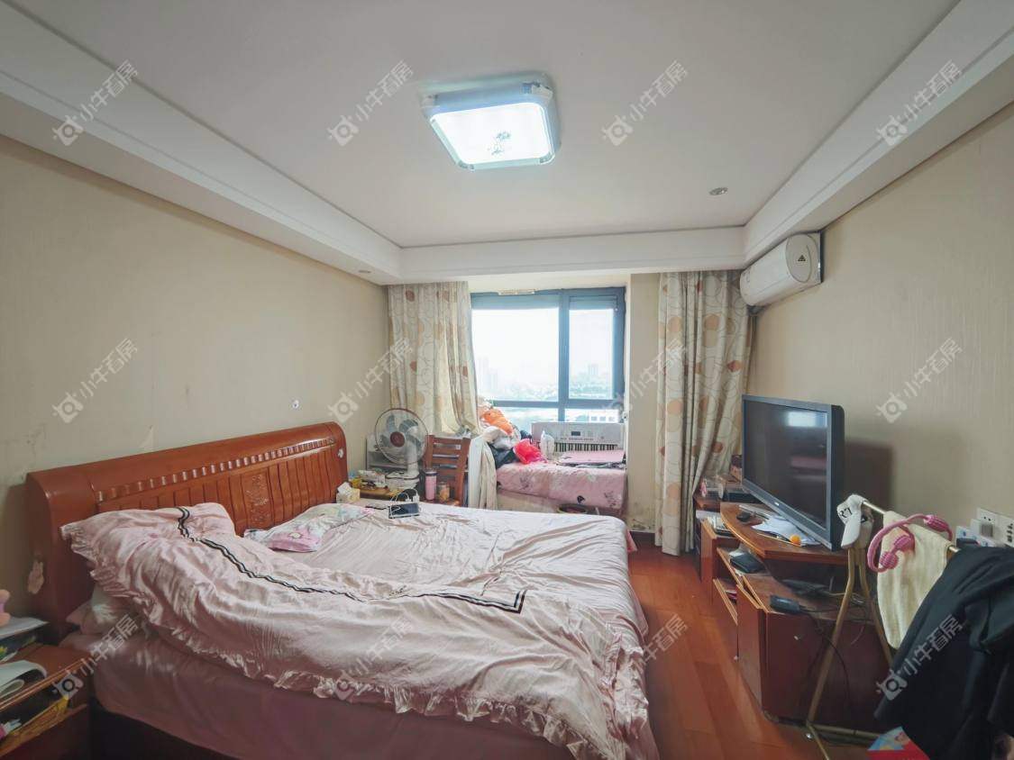 镇江凤凰国际在售二手房源室内图_小牛看房