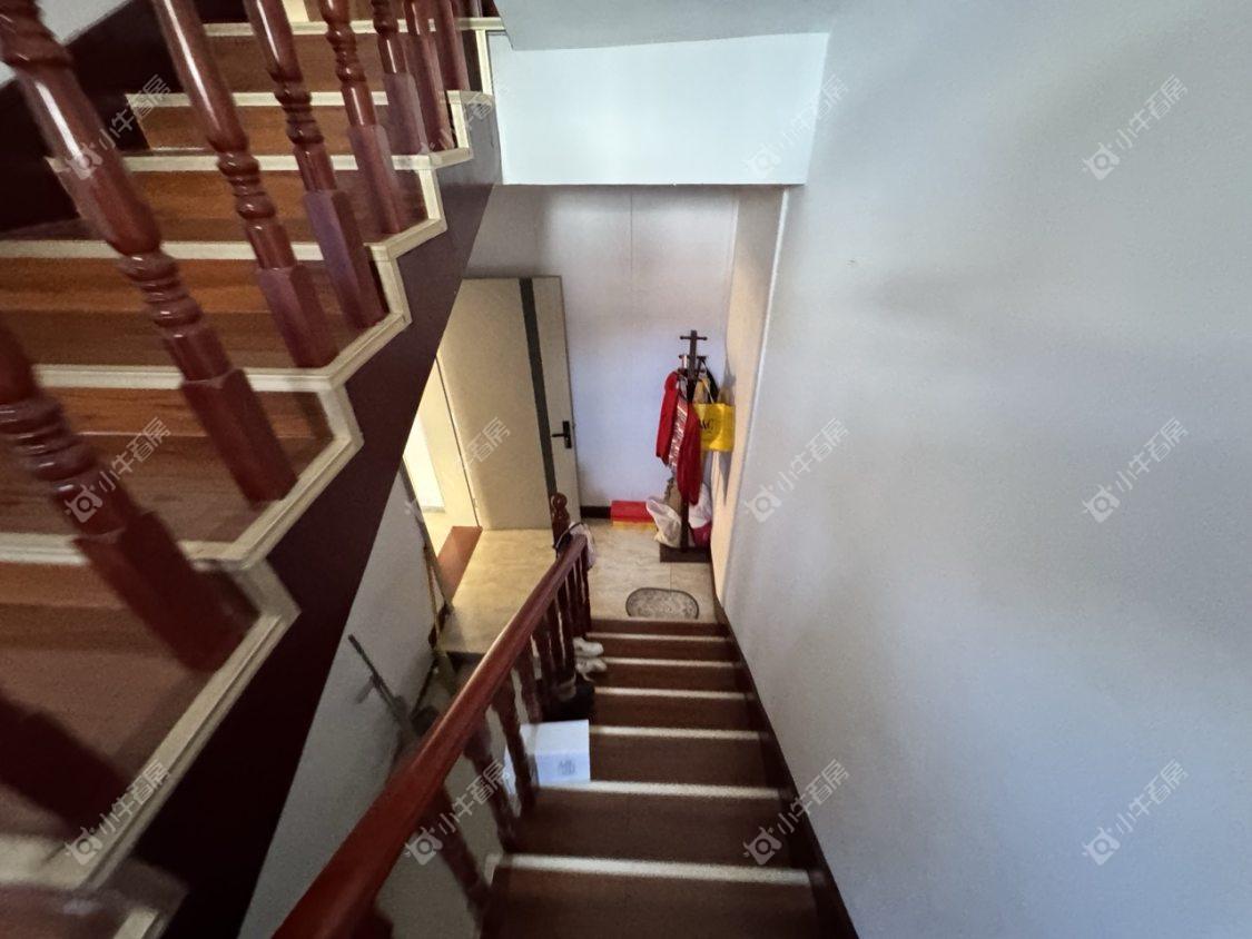 镇江锦湖新村在售二手房源室内图_小牛看房