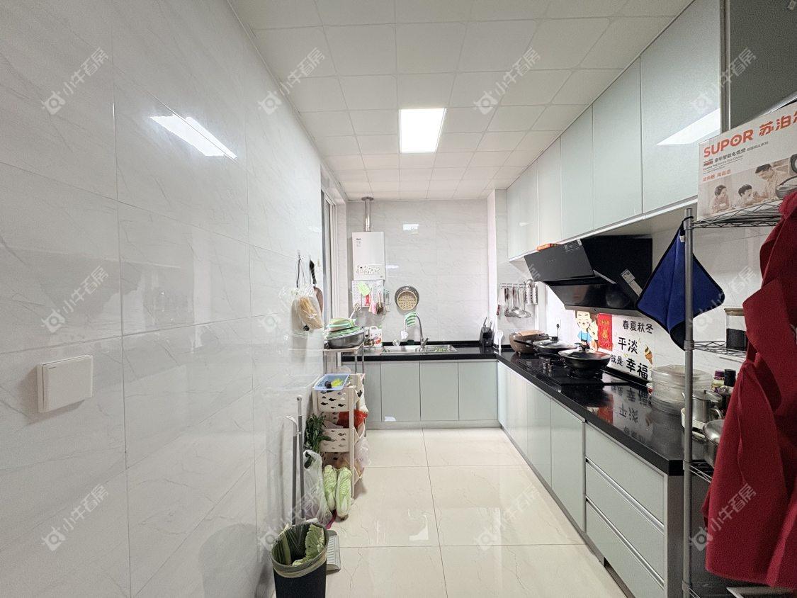 镇江东南新城在售二手房源室内图_小牛看房