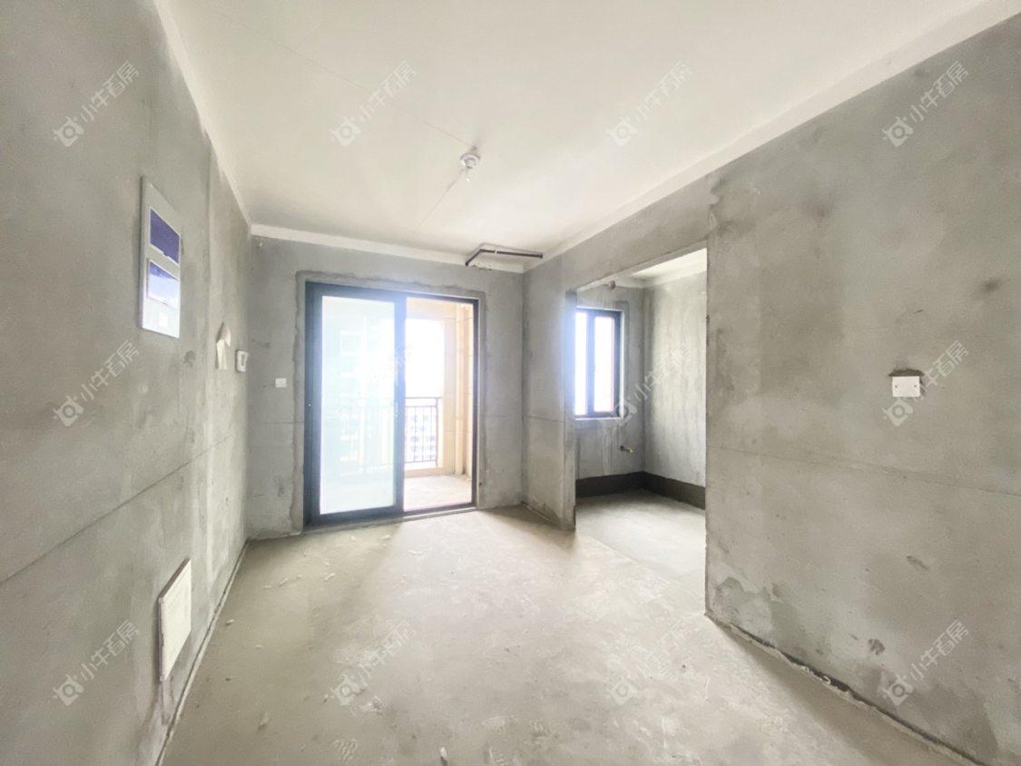 镇江凤熹台在售二手房源室内图_小牛看房