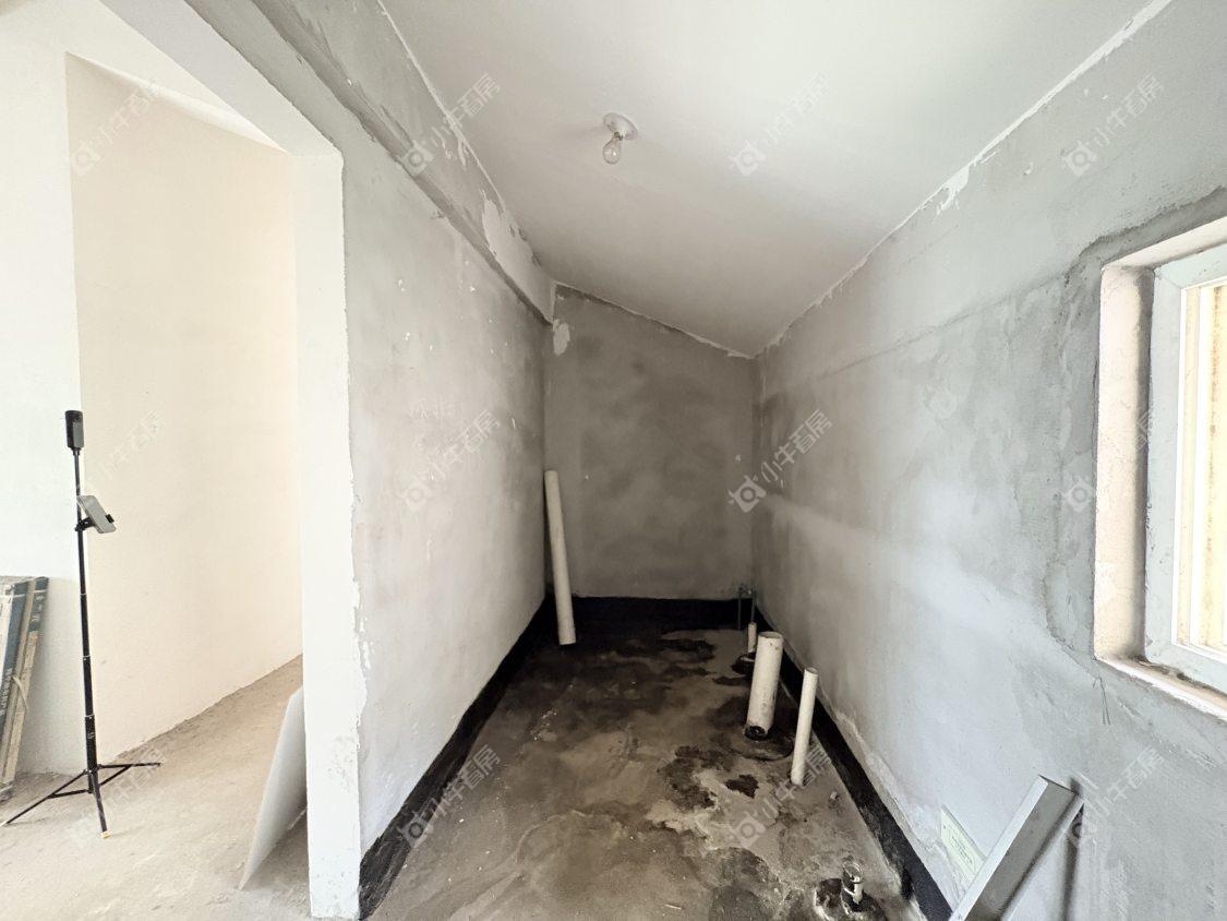 镇江凰嘉花苑在售二手房源室内图_小牛看房