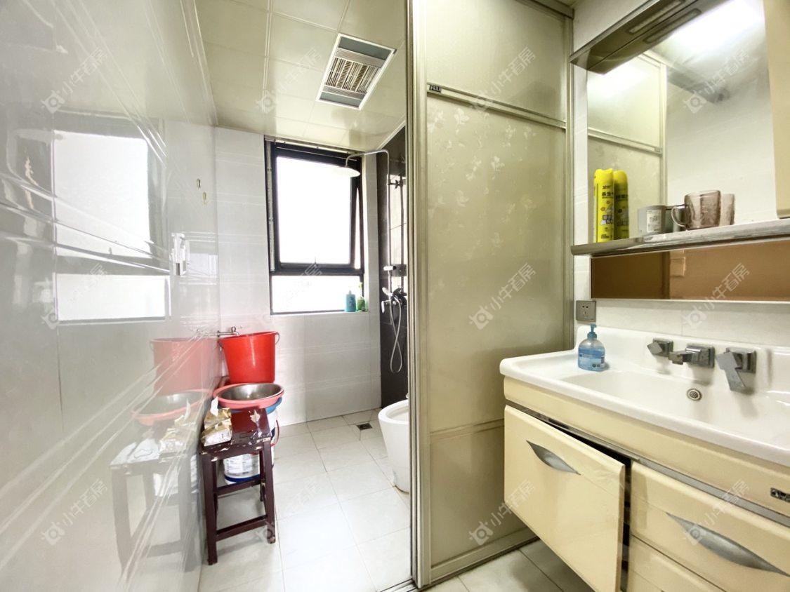 镇江信达香堤国际在售二手房源室内图_小牛看房