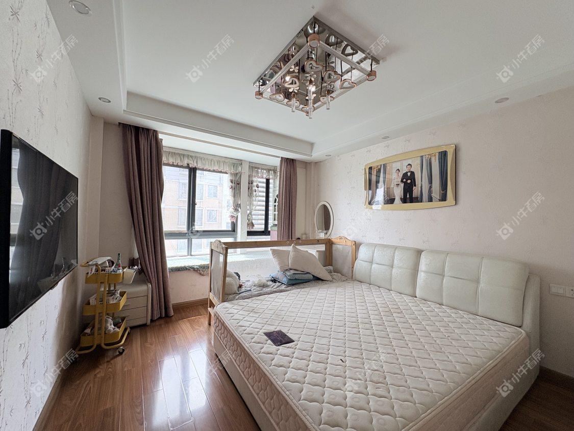 镇江锦尚名都在售二手房源室内图_小牛看房