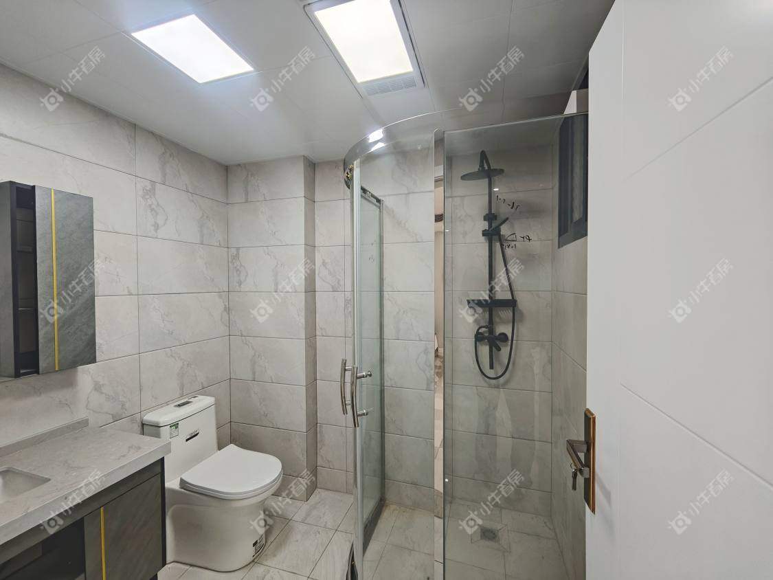 镇江凤凰新村在售二手房源室内图_小牛看房