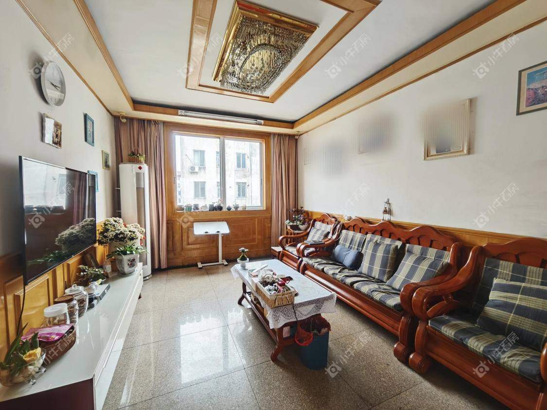 镇江幸福小区在售二手房源室内图_小牛看房