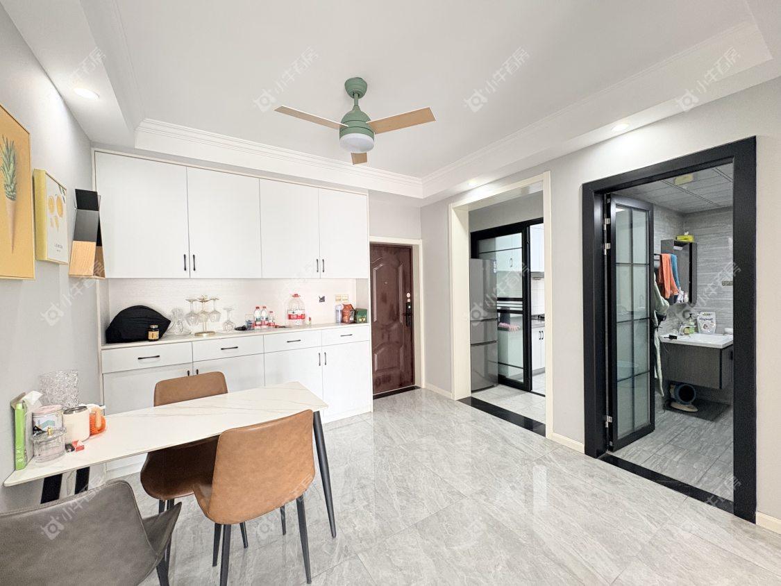 镇江华都锦城在售二手房源室内图_小牛看房