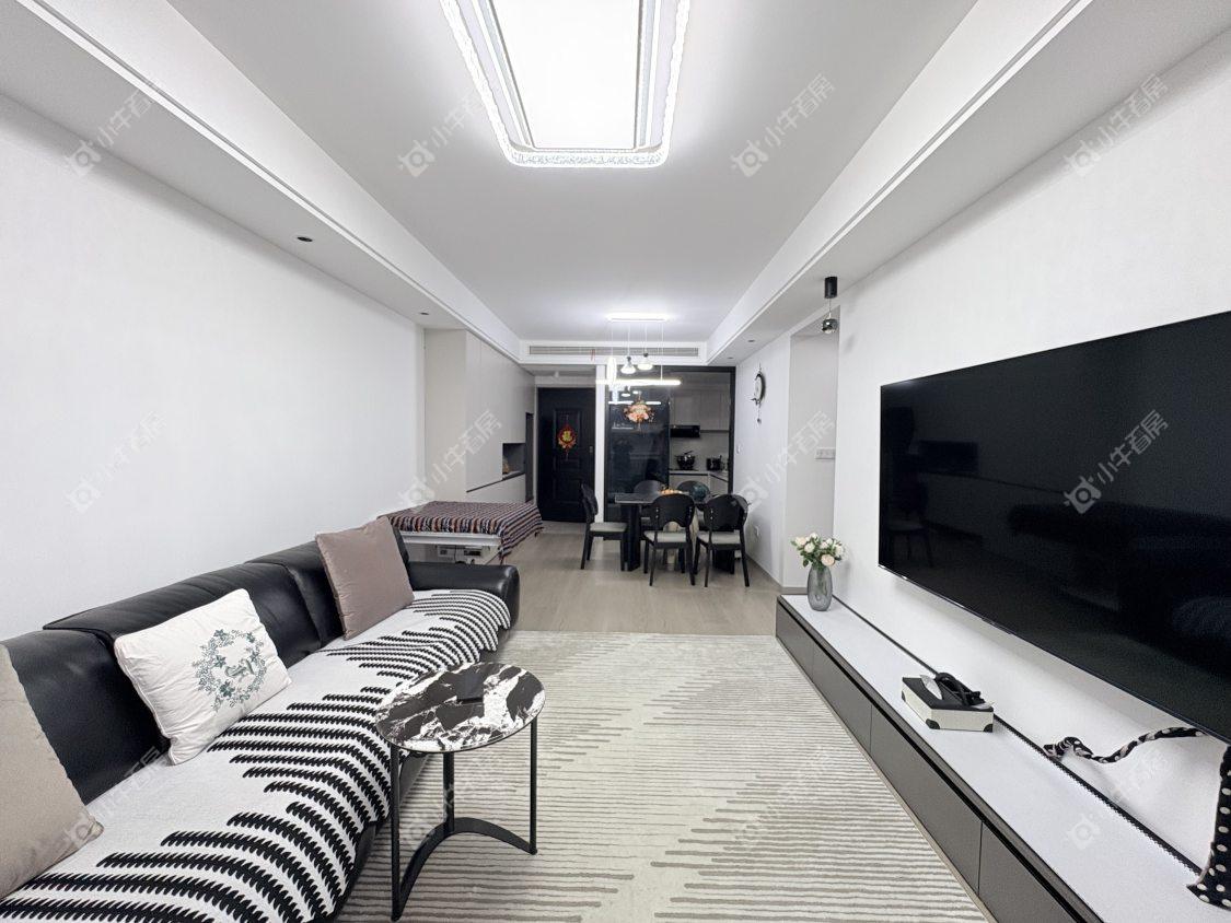 镇江金茂国际社区在售二手房源室内图_小牛看房