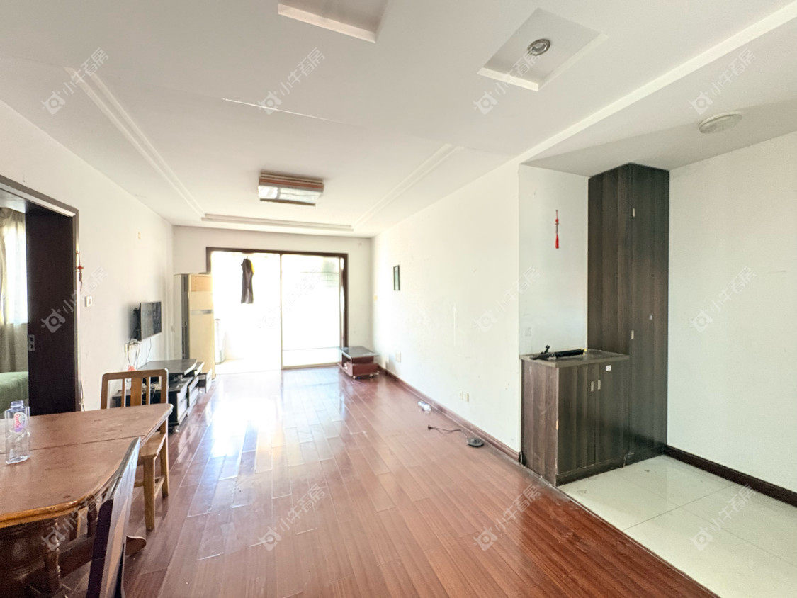 镇江玉乳泉小区在售二手房源室内图_小牛看房