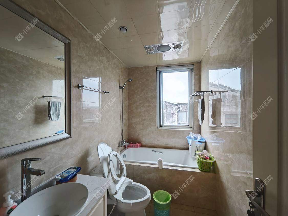 镇江和美丽景在售二手房源室内图_小牛看房