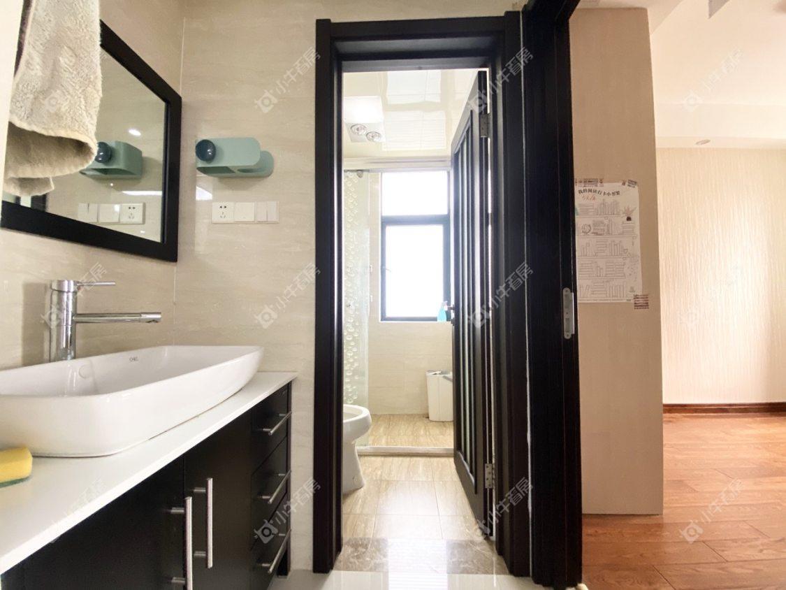 镇江东方盛世在售二手房源室内图_小牛看房