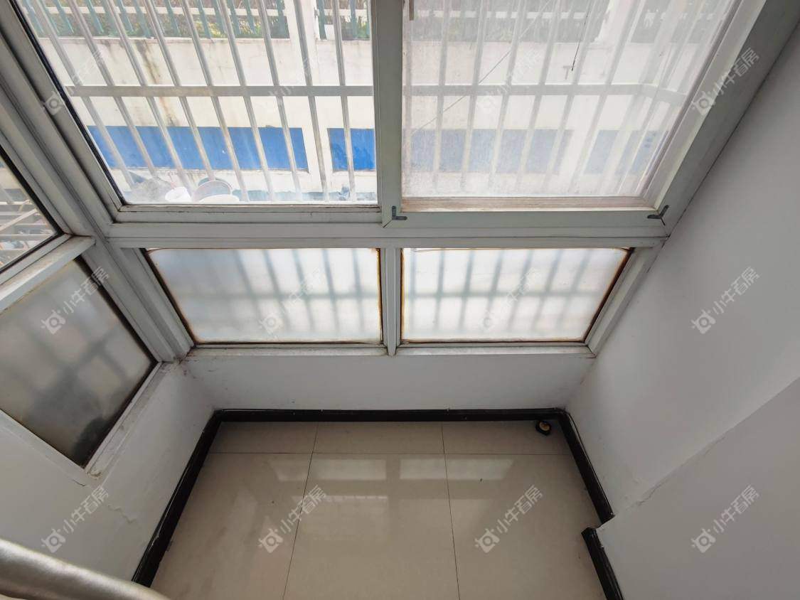 镇江紫荆花园在售二手房源室内图_小牛看房