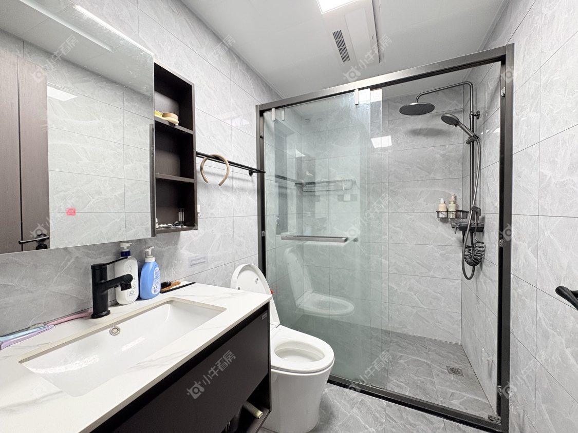 镇江中海时代都会在售二手房源室内图_小牛看房