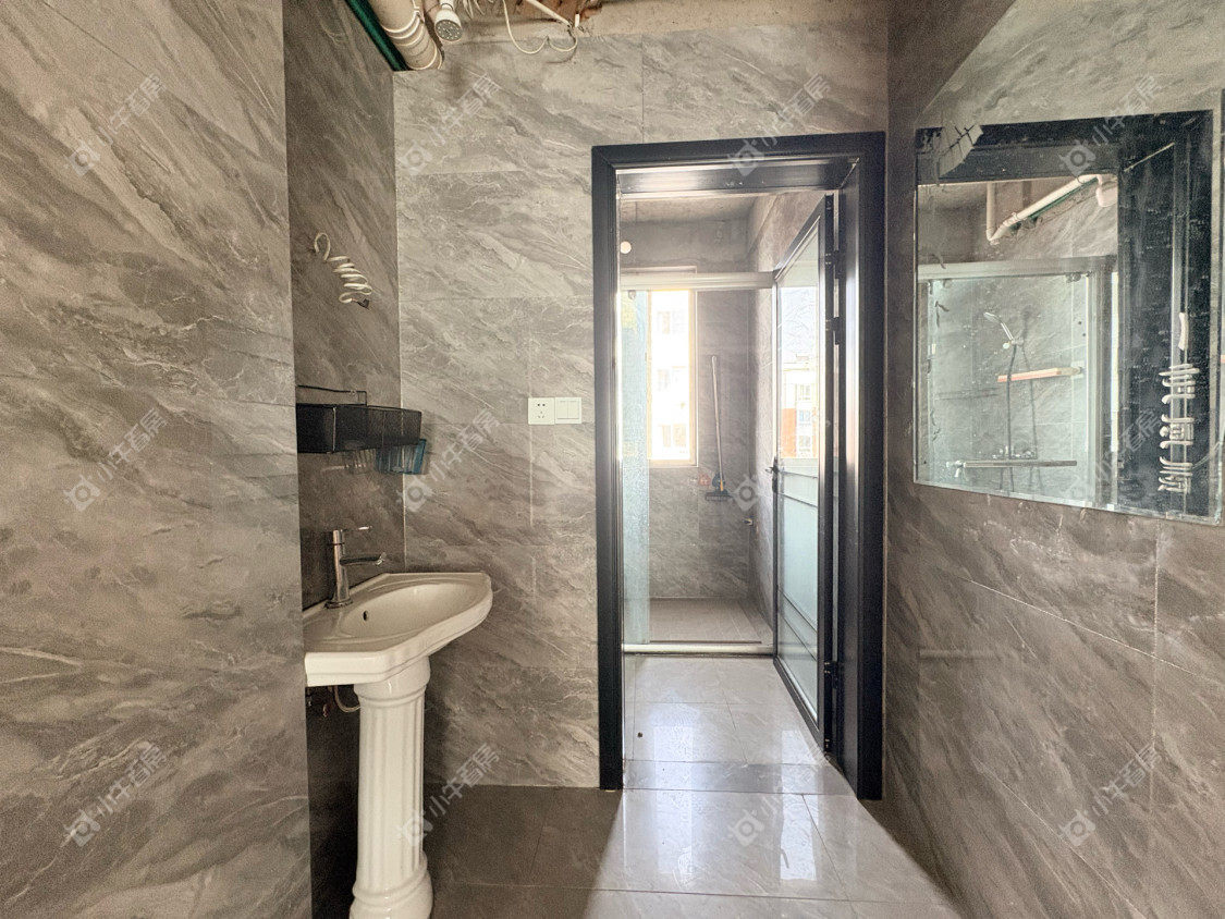 镇江云天花园在售二手房源室内图_小牛看房