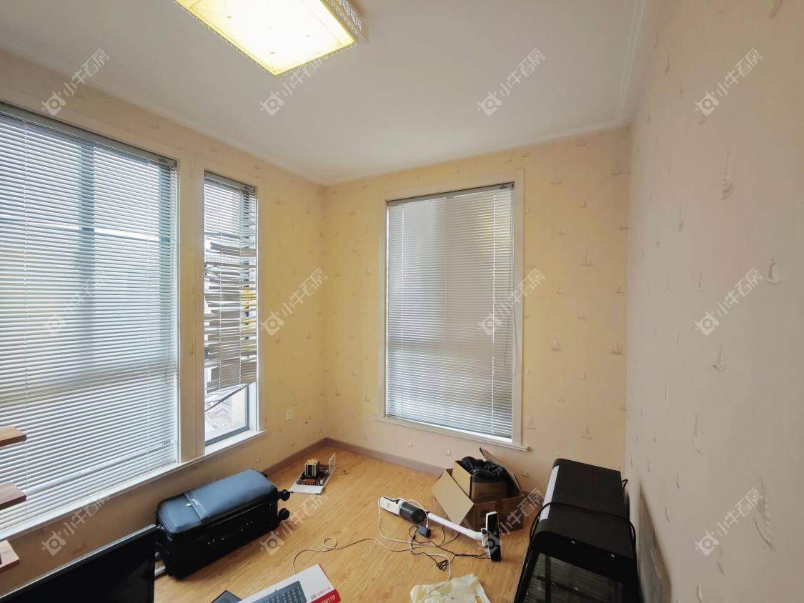 镇江御河熙岸在售二手房源室内图_小牛看房