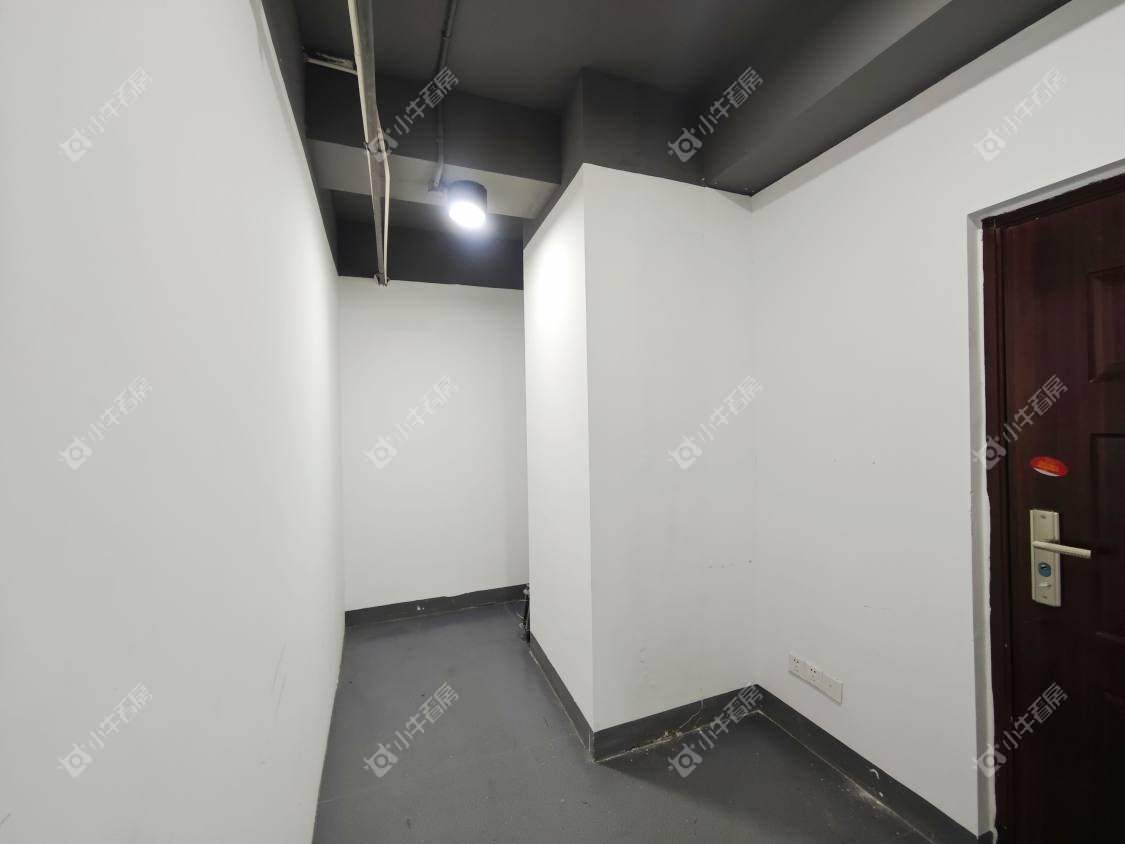 镇江吾悦广场（丹阳）在售二手房源室内图_小牛看房