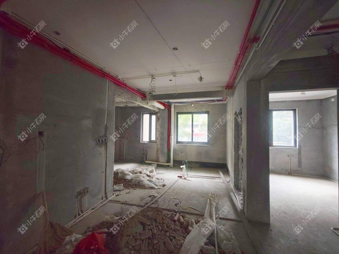 镇江珑蟠里在售二手房源室内图_小牛看房