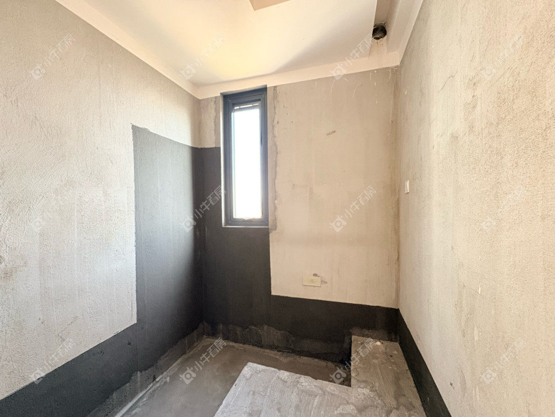 镇江融创华南映在售二手房源室内图_小牛看房