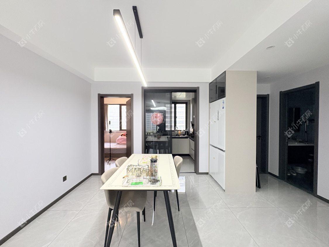 镇江中海时代都会在售二手房源室内图_小牛看房