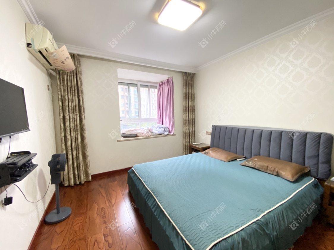 镇江南门花园在售二手房源室内图_小牛看房