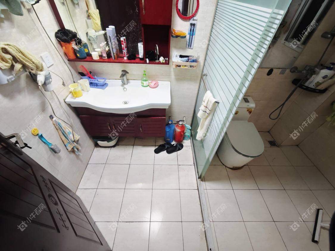 镇江龙凤山庄在售二手房源室内图_小牛看房