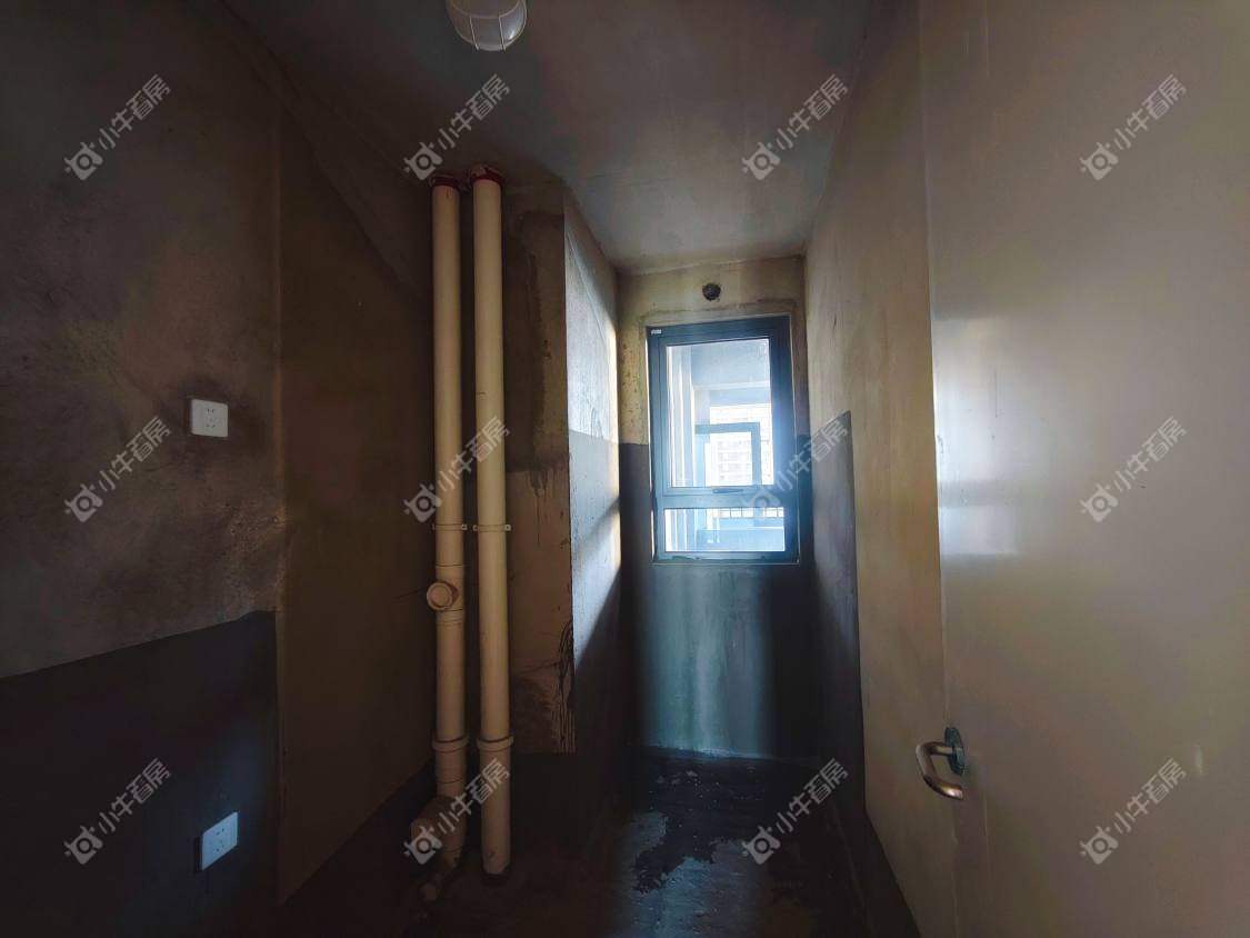 镇江金茂国际社区在售二手房源室内图_小牛看房