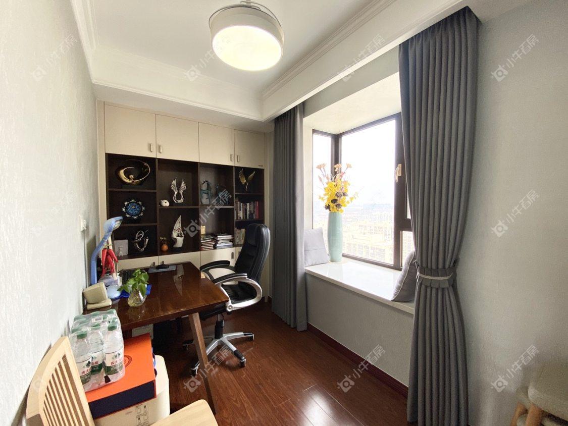 镇江汇金天地在售二手房源室内图_小牛看房