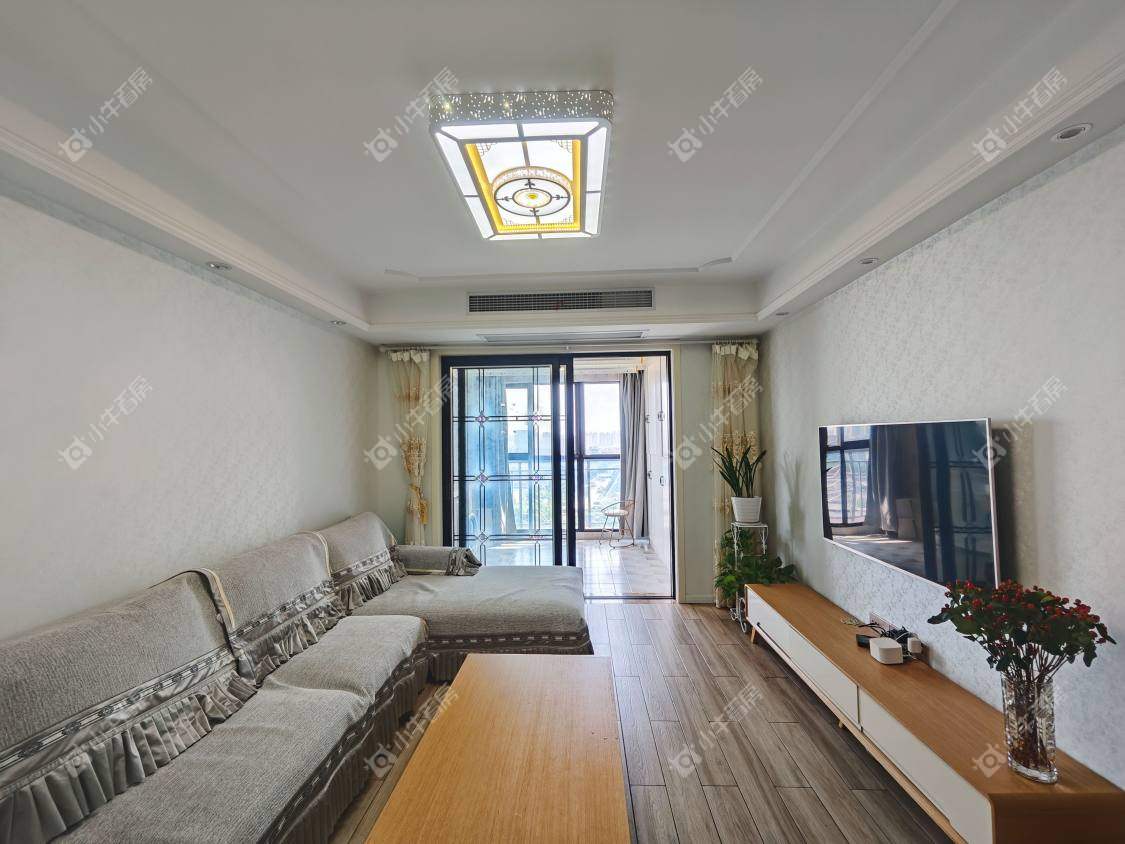 镇江信达香堤国际在售二手房源室内图_小牛看房