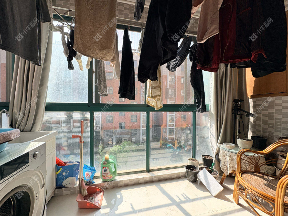 镇江芳草苑在售二手房源室内图_小牛看房