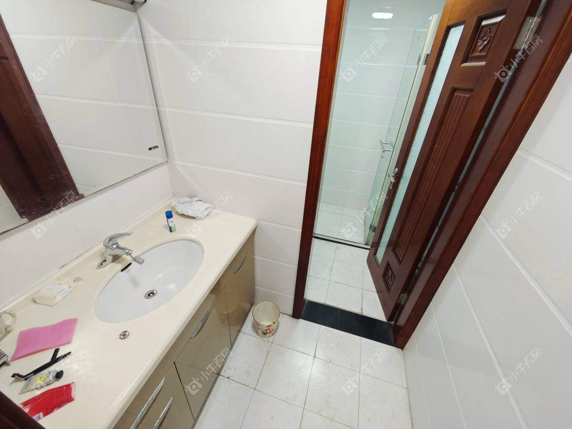 镇江凤翔花园在售二手房源室内图_小牛看房