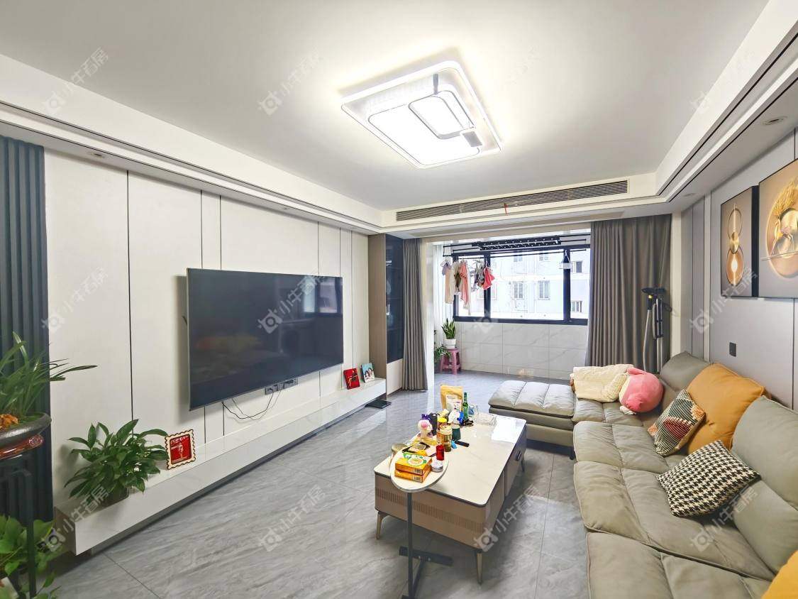 镇江中山商城在售二手房源室内图_小牛看房