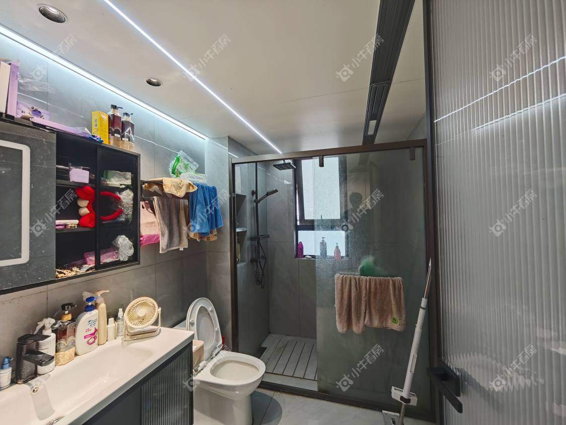 镇江万善上院在售二手房源室内图_小牛看房