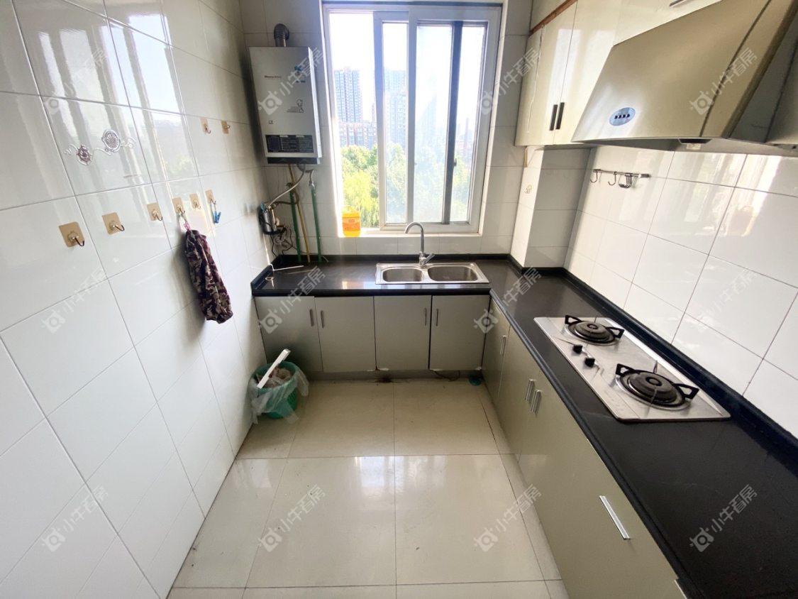 镇江金香花园在售二手房源室内图_小牛看房