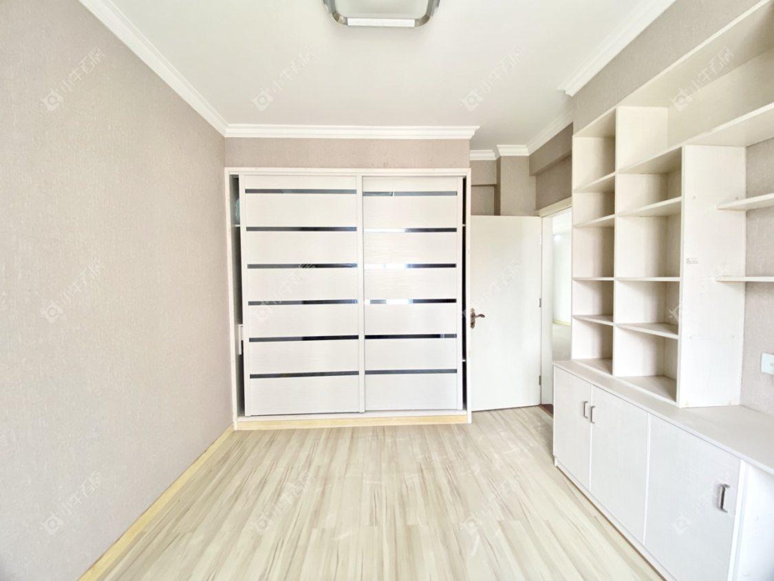 镇江凰嘉花苑在售二手房源室内图_小牛看房