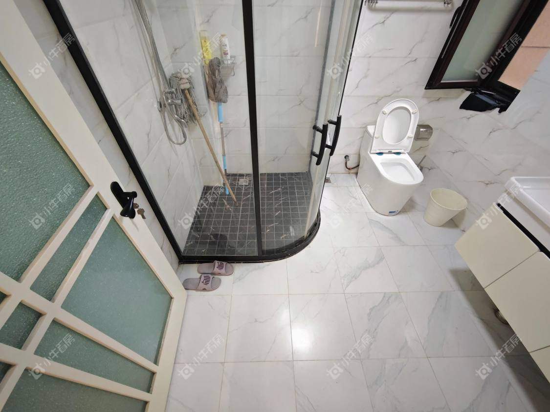 镇江滨河凤凰城在售二手房源室内图_小牛看房