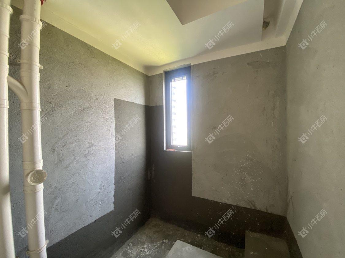 镇江融创华南映在售二手房源室内图_小牛看房