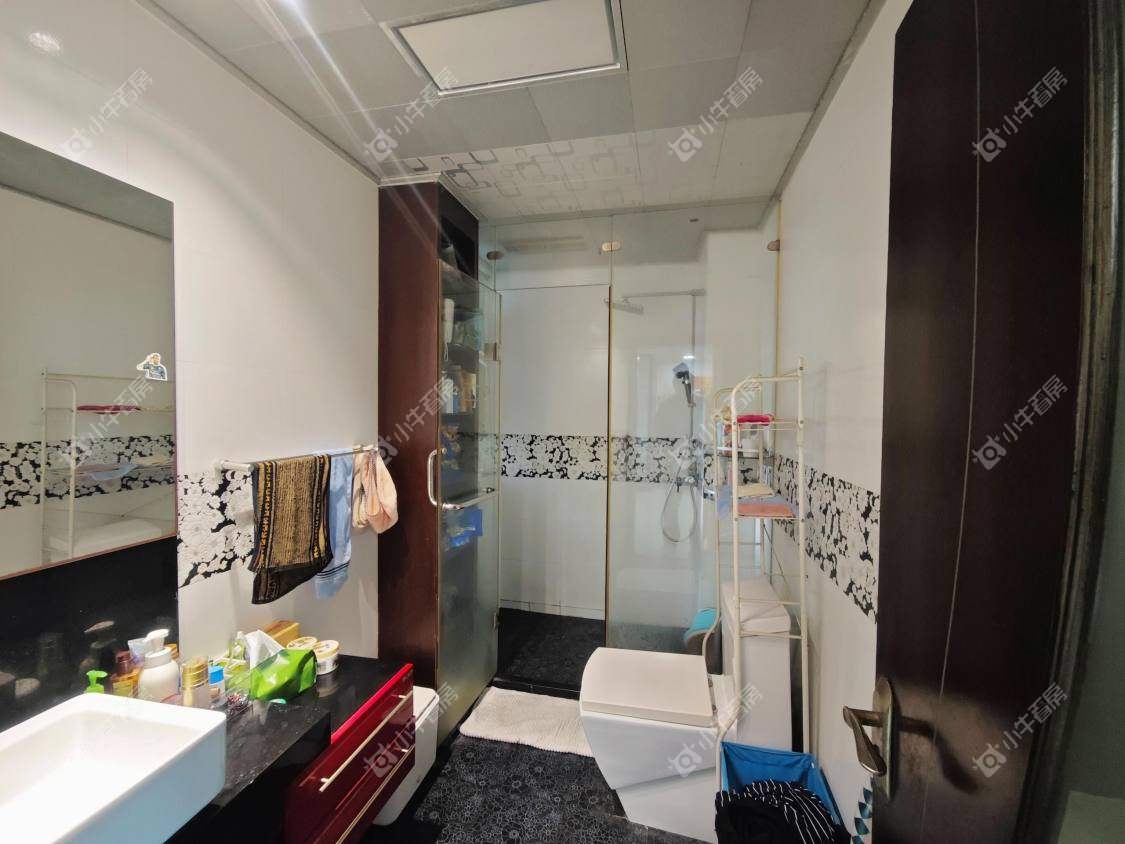 镇江名都新贵在售二手房源室内图_小牛看房