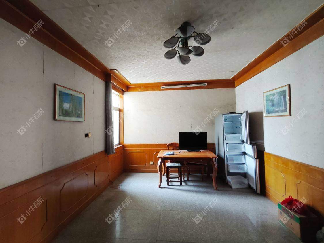 镇江教师新村在售二手房源室内图_小牛看房