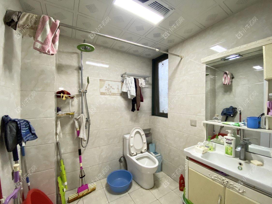 镇江欧洲城在售二手房源室内图_小牛看房