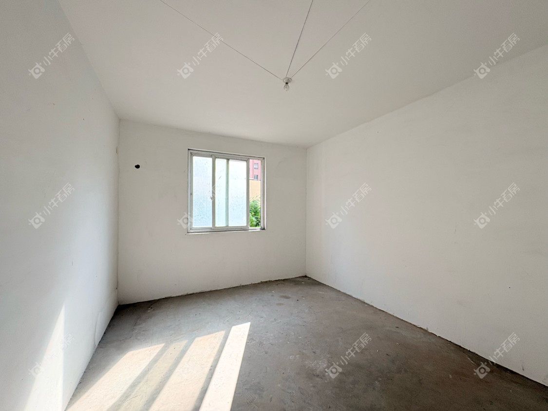 镇江东南新城在售二手房源室内图_小牛看房