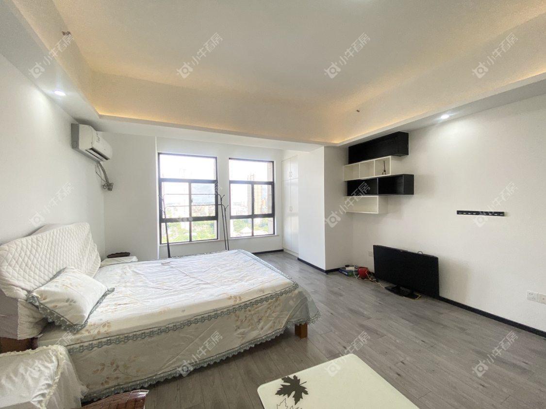 镇江华都锦城在售二手房源室内图_小牛看房