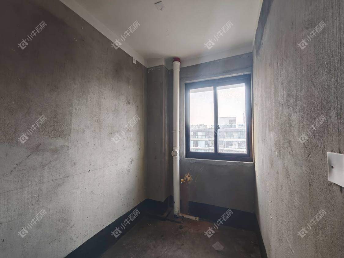 镇江珑蟠里在售二手房源室内图_小牛看房