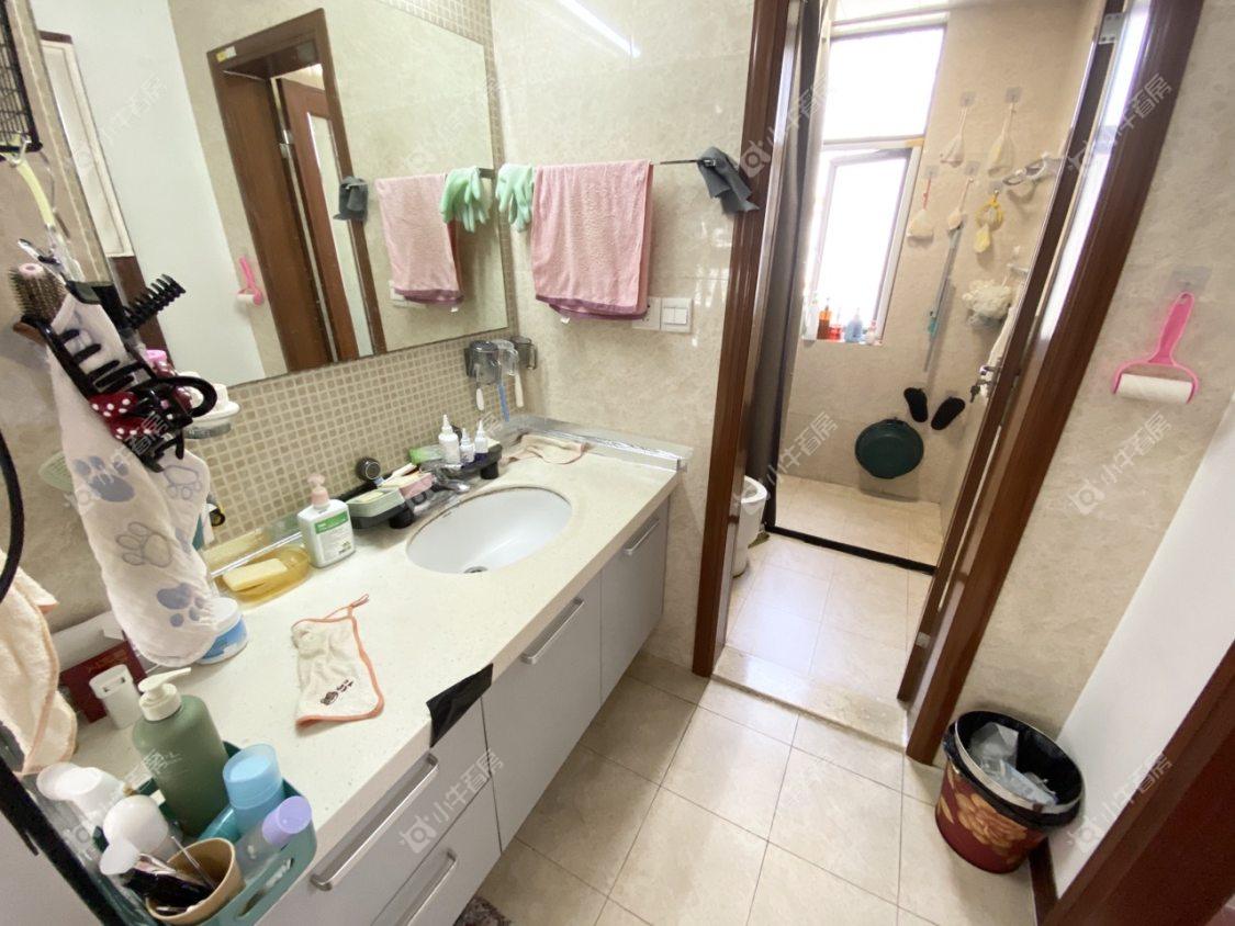 镇江水岸春天在售二手房源室内图_小牛看房